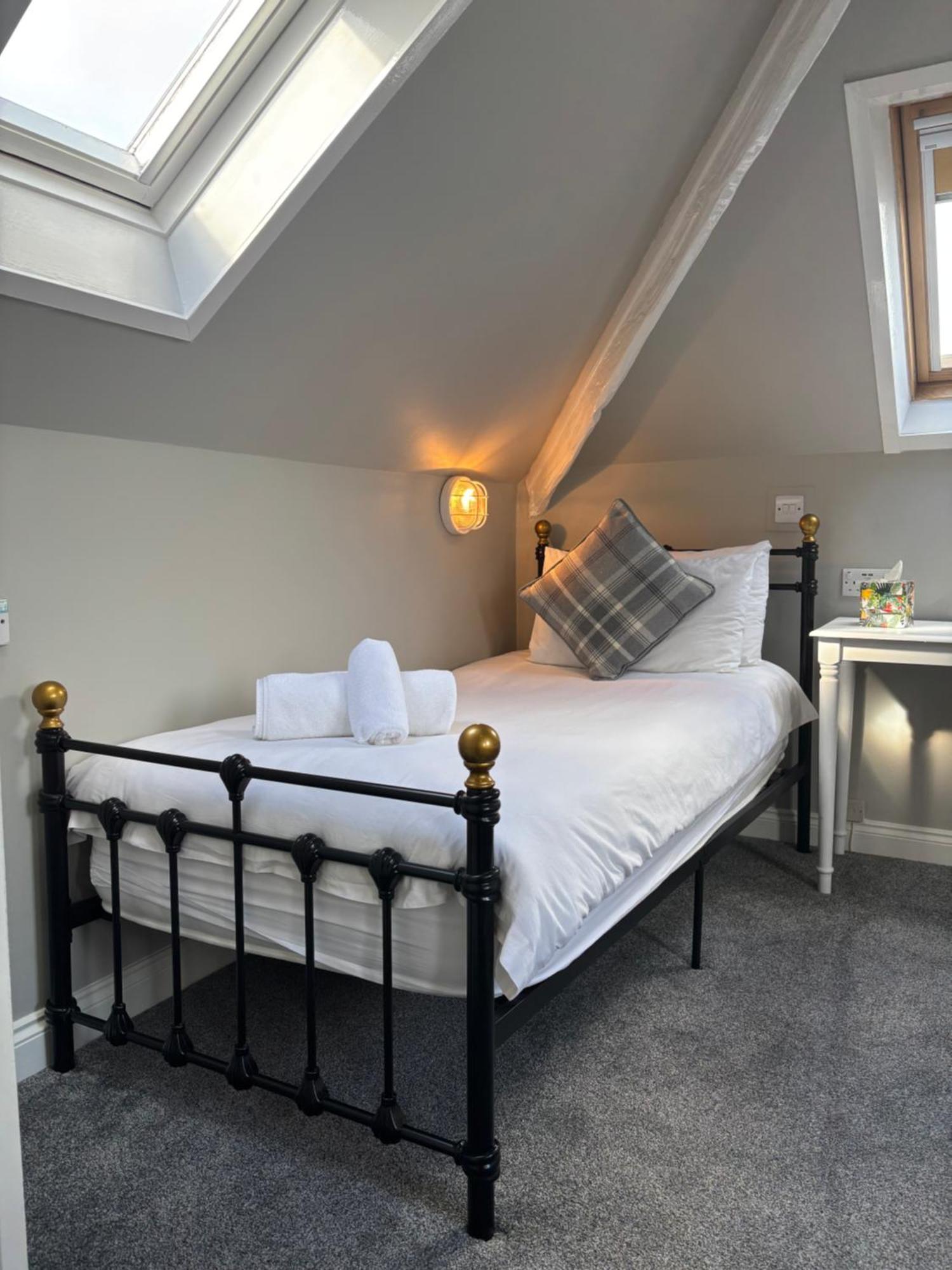 The Seacliffe - Whitby Otel Dış mekan fotoğraf